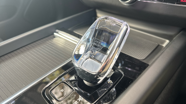 Volvo XC60 2.0 B5P Plus Black Edition 5dr AWD Geartronic Petrol Estate